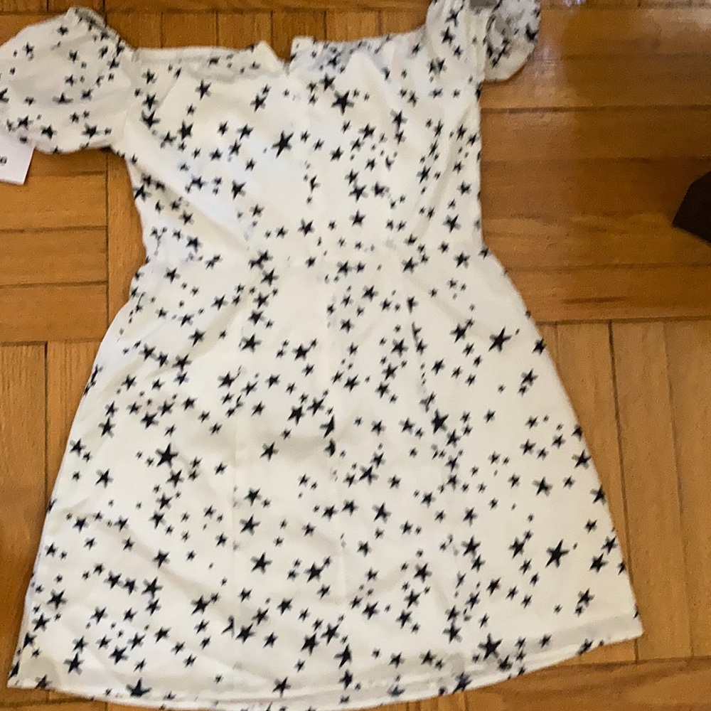 White with stars dress sz S NWT - Picture 3 of 4